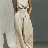 Julie | Ensemble deux pièces beige en lin avec haut sans manches et pantalon large