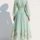 Susane | Robe maxi plissée en mousseline vert menthe à imprimé fleuri pour femme