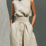 Aurora | Ensemble deux pièces beige en lin avec haut sans manches et pantalon large