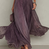Ambre | Robe longue violette avec découpe goutte d'eau et bordure en dentelle de mousseline